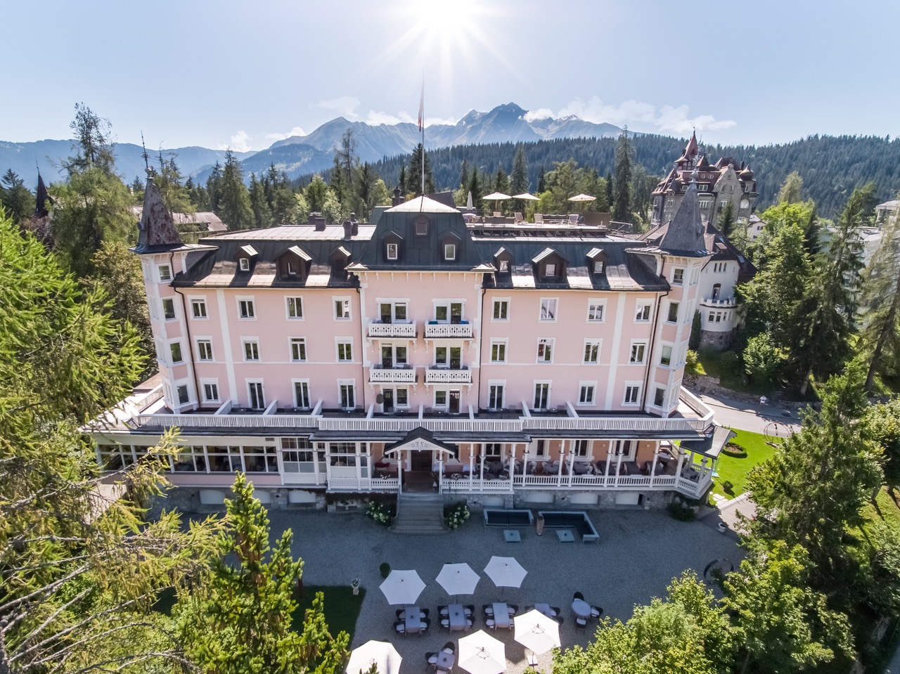 Romantik Hotel Schweizerhof, Flims Waldhaus
